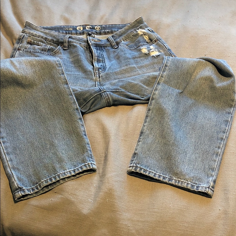 Blue Button-Fly Jeans - Picture 4 of 4